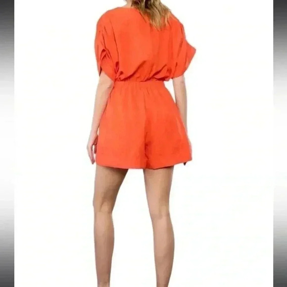 Thml orange short romper size medium - Picture 3 of 6